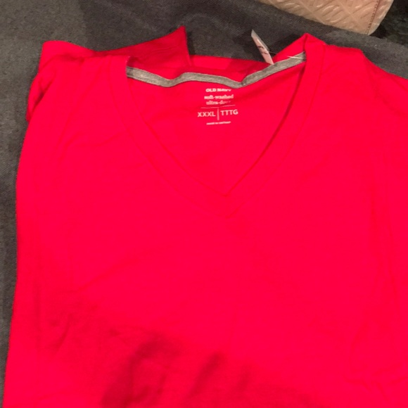 mens red v neck t shirt